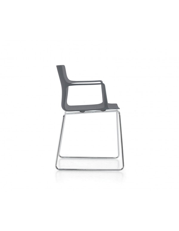 Kelly chair | Grey cement shell, sledge base
