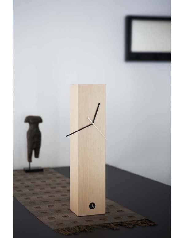 Totem namizna ura, bukev natur