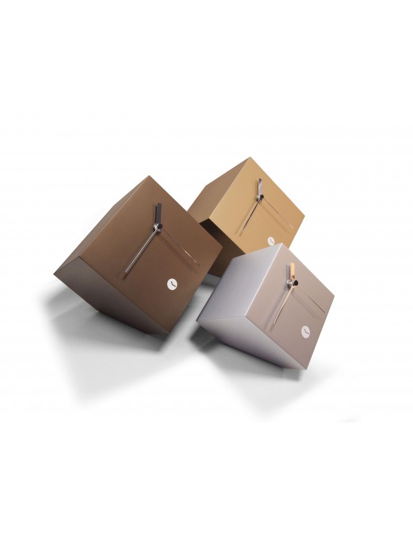 Tothora box Metal finish clock