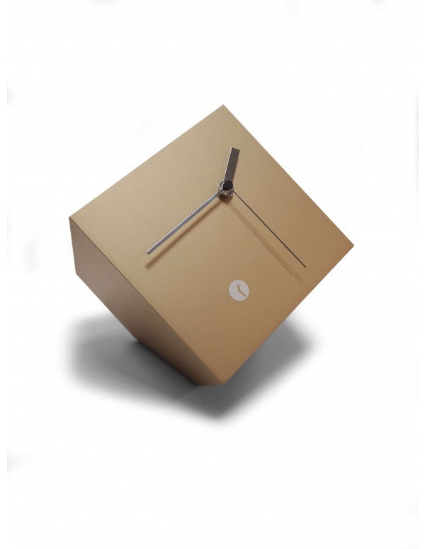Tothora box gold clock